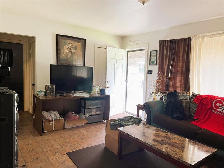 Property Photo:  105 James Street  LA 71040 