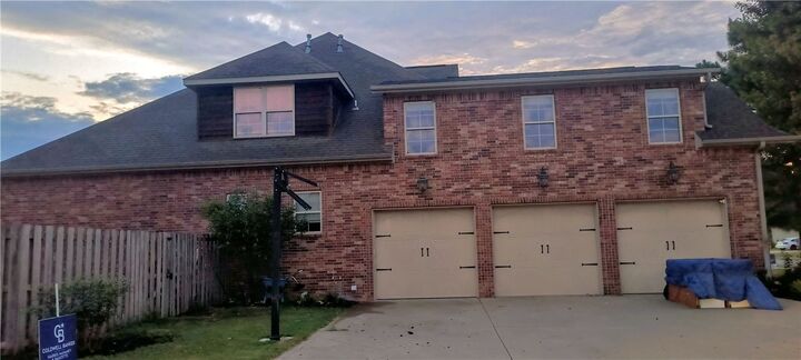 Property Photo:  6104 Laurel Hill Lane  AR 72758 