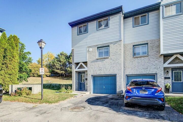 589 Beechwood Drive 29  Waterloo ON N2T 2K9 photo