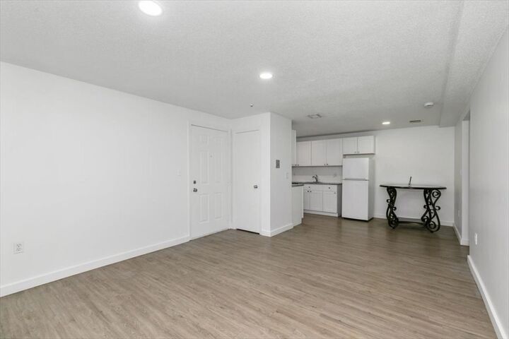 Property Photo:  12 Walden Dr 12  MA 01760 