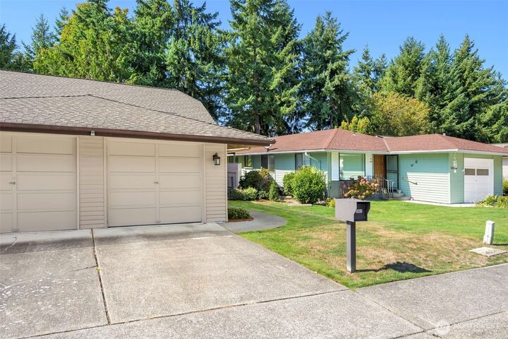 Property Photo:  24613  13th Avenue S  WA 98198 