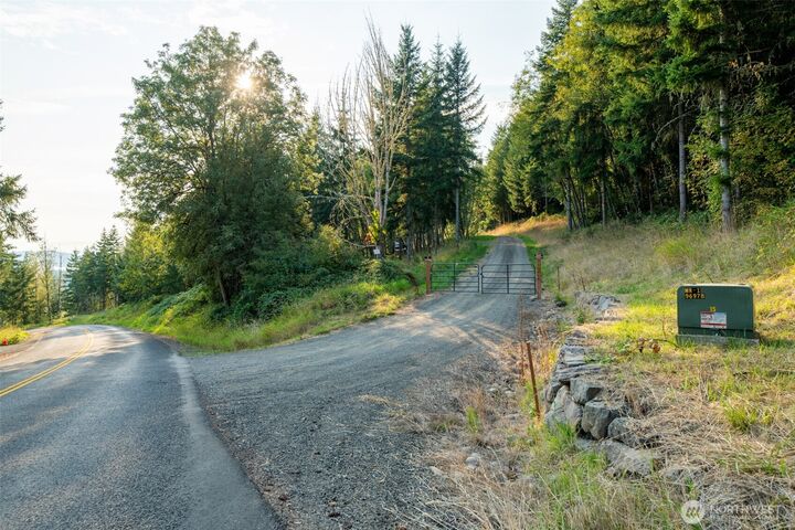 Property Photo:  189  Kjesbu Road  WA 98585 