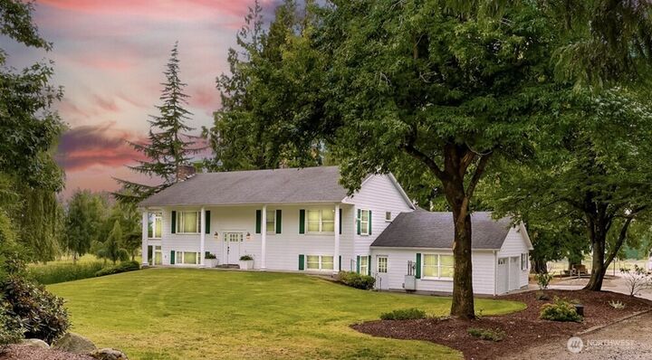 9067  Sunrise Rd  Custer WA 98240 photo