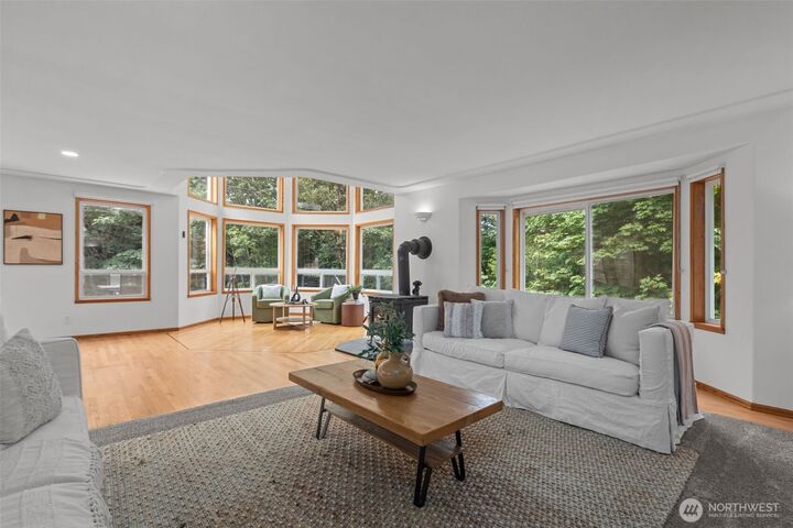 Property Photo:  6983 SE Sedgwick Road  WA 98366 