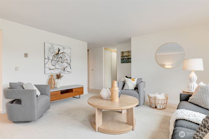 Property Photo: 12300 28th Avenue NE 208 WA 98125