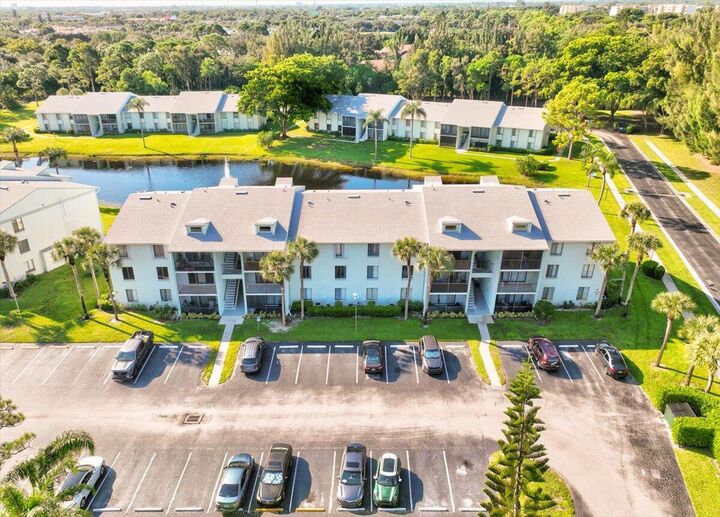 Property Photo:  3606 Alder Drive E3  FL 33417 