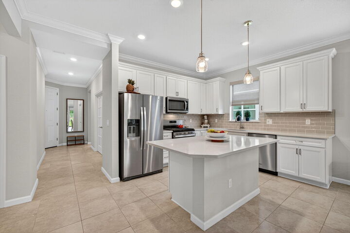 Property Photo: 13723 SW Gingerline Drive FL 34987