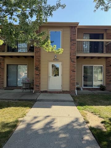 Property Photo: 34670 Clarkson Street MI 48026