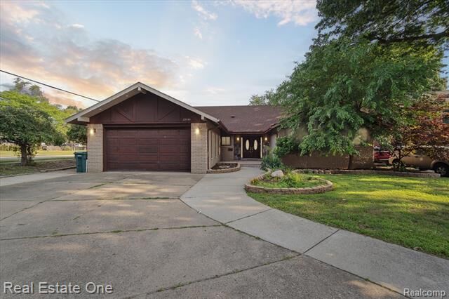23944 Fordson Drive  Dearborn MI 48124 photo