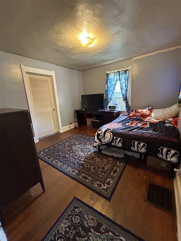 Property Photo:  420 N Fountain Street  IN 47331 