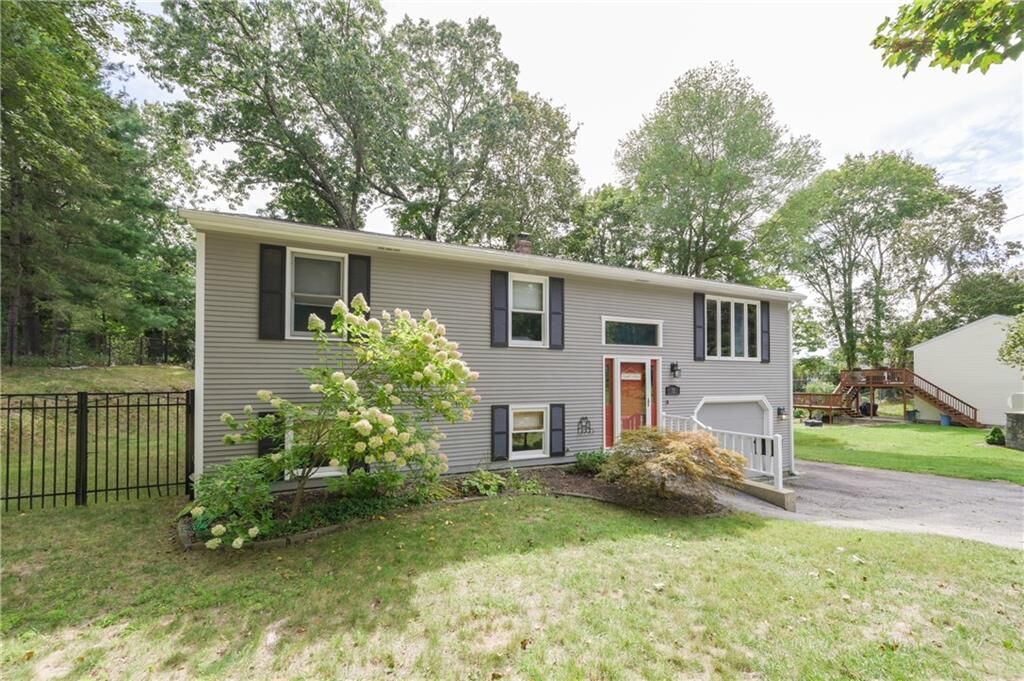 Property Photo: 11 Bradford Court RI 02893