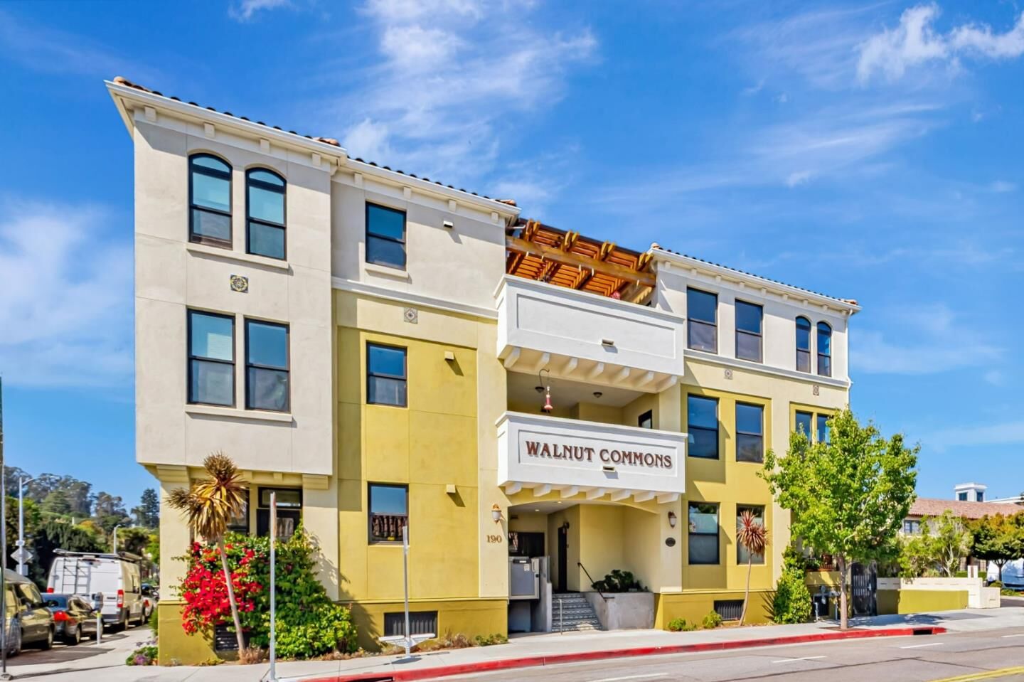 Property Photo:  190 Walnut Avenue 303  CA 95060 