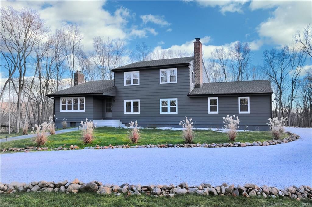 Property Photo:  9 Grays Farm Road  CT 06880 