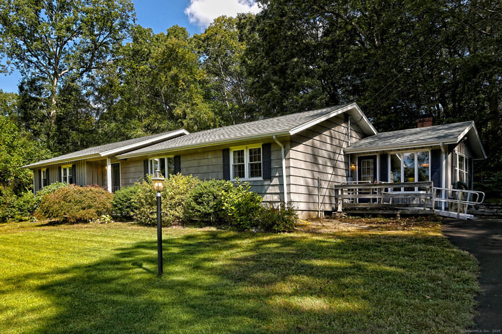 Property Photo:  965 Red Fox Road  CT 06477 