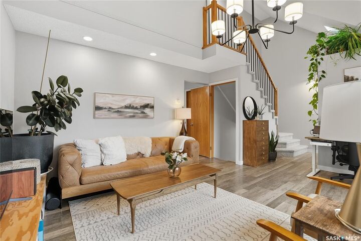 Property Photo:  1312 5th Avenue N  SK S7K 2S2 