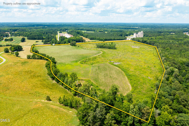 Property Photo: 555 Corbett Road NC 27856