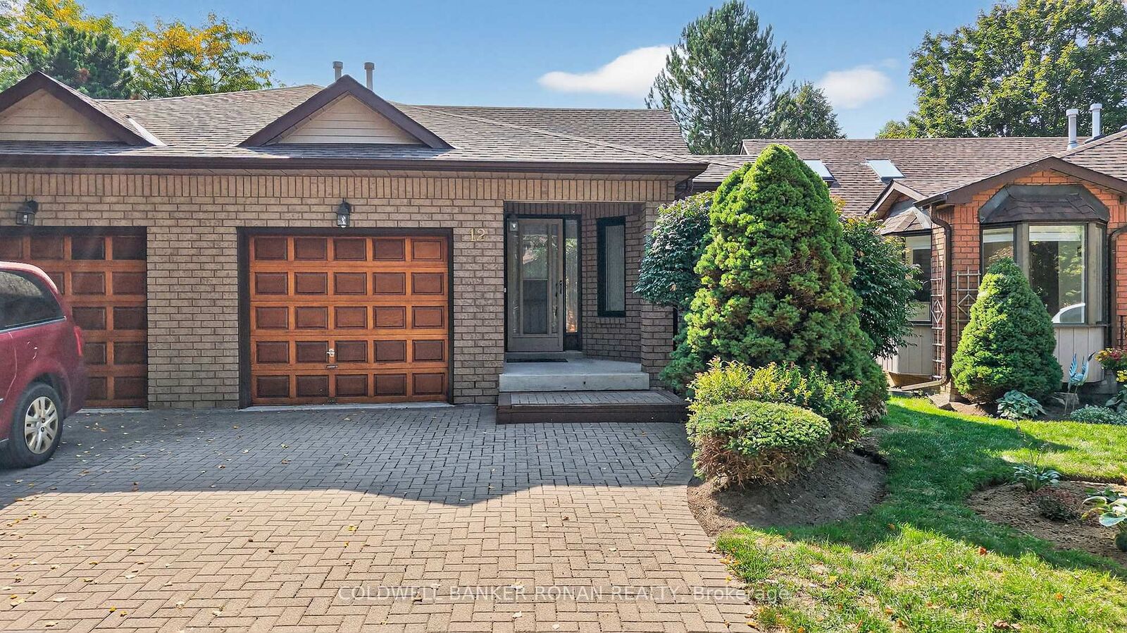 Photo de la propriété:  12 Glenwood Drive  ON L9R 1S5 