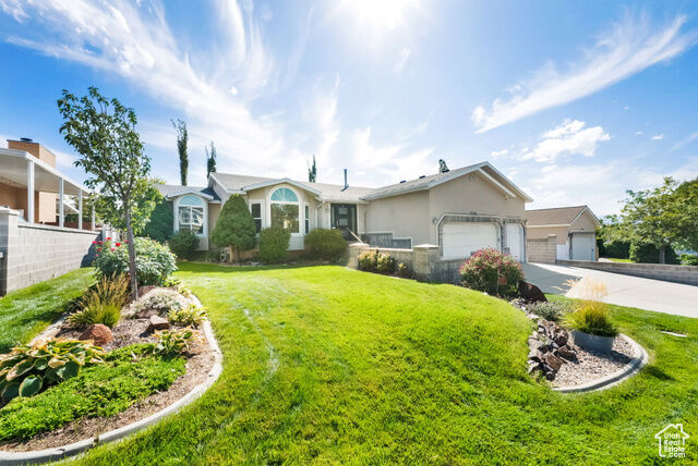 Property Photo: 1356 Eastpoint Dr UT 84092