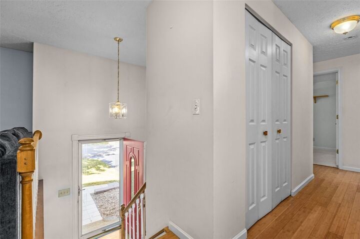 Property Photo:  107 Woodridge Drive  PA 16066 