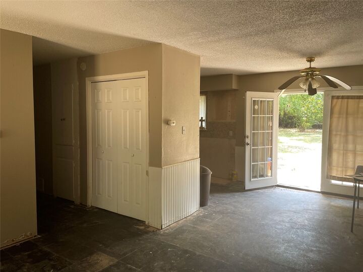Property Photo: 1104 Gardner Cove TX 78721