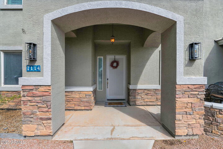 Property Photo: 7114 E Grandview Street AZ 85207
