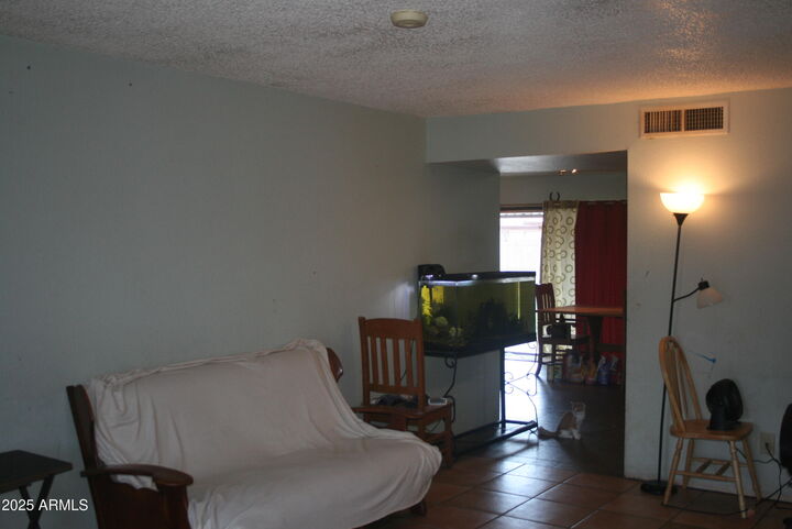 Property Photo: 4435 W Desert Cove Avenue AZ 85304