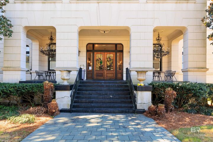Property Photo:  753 Saint Francis Street 3003B  AL 36602