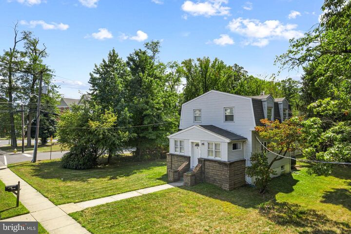 Property Photo:  1615 Chapel Avenue W  NJ 08002