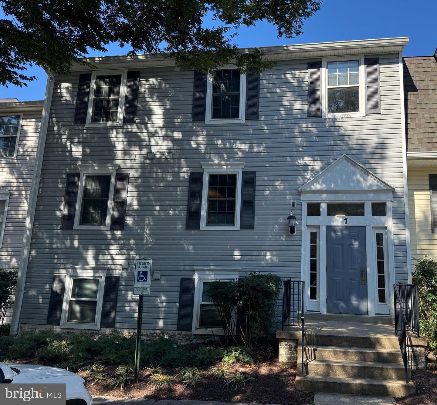 Property Photo:  7 Pickering Court 102  MD 20874 