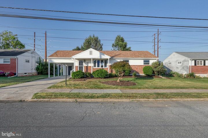 Property Photo: 77 Kensington Drive PA 17011