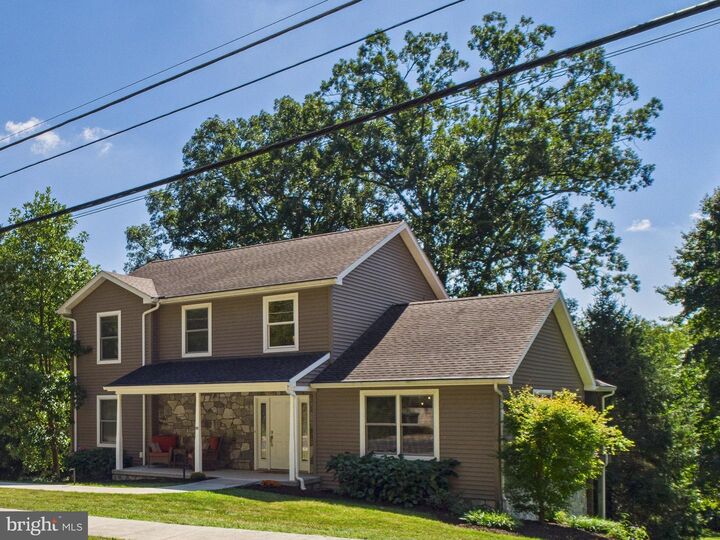 111 Ridge Avenue  Ephrata PA 17522 photo