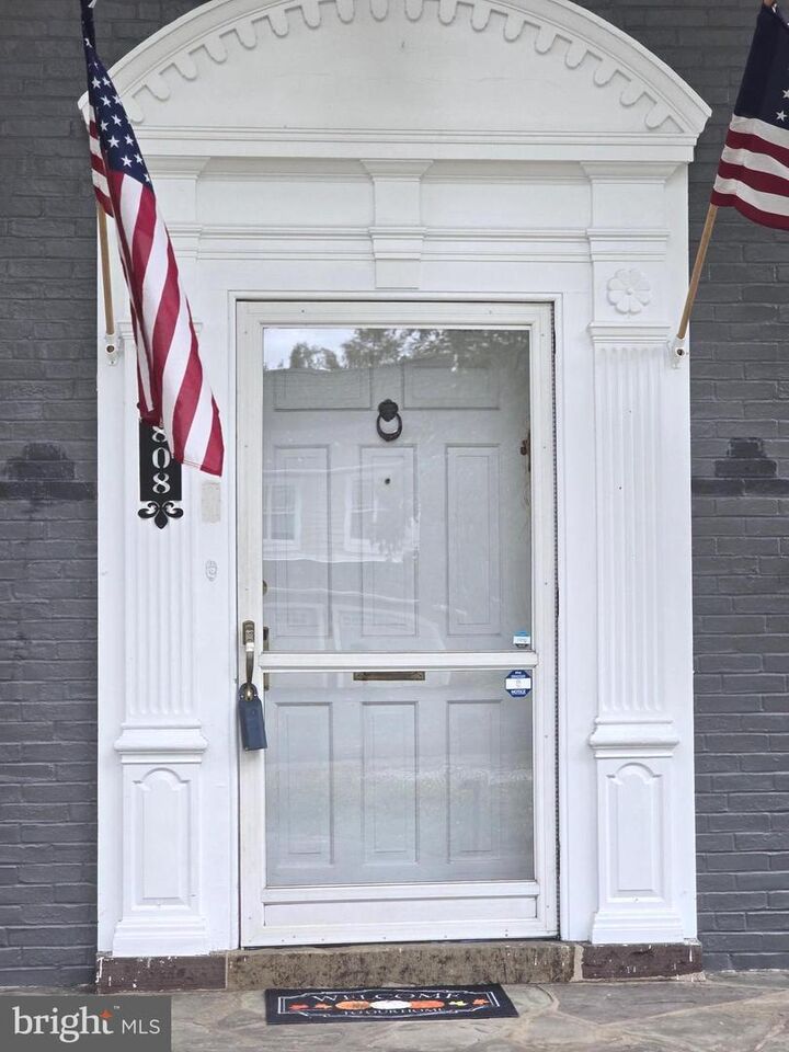 Property Photo: 808 Walnut Lane PA 17013
