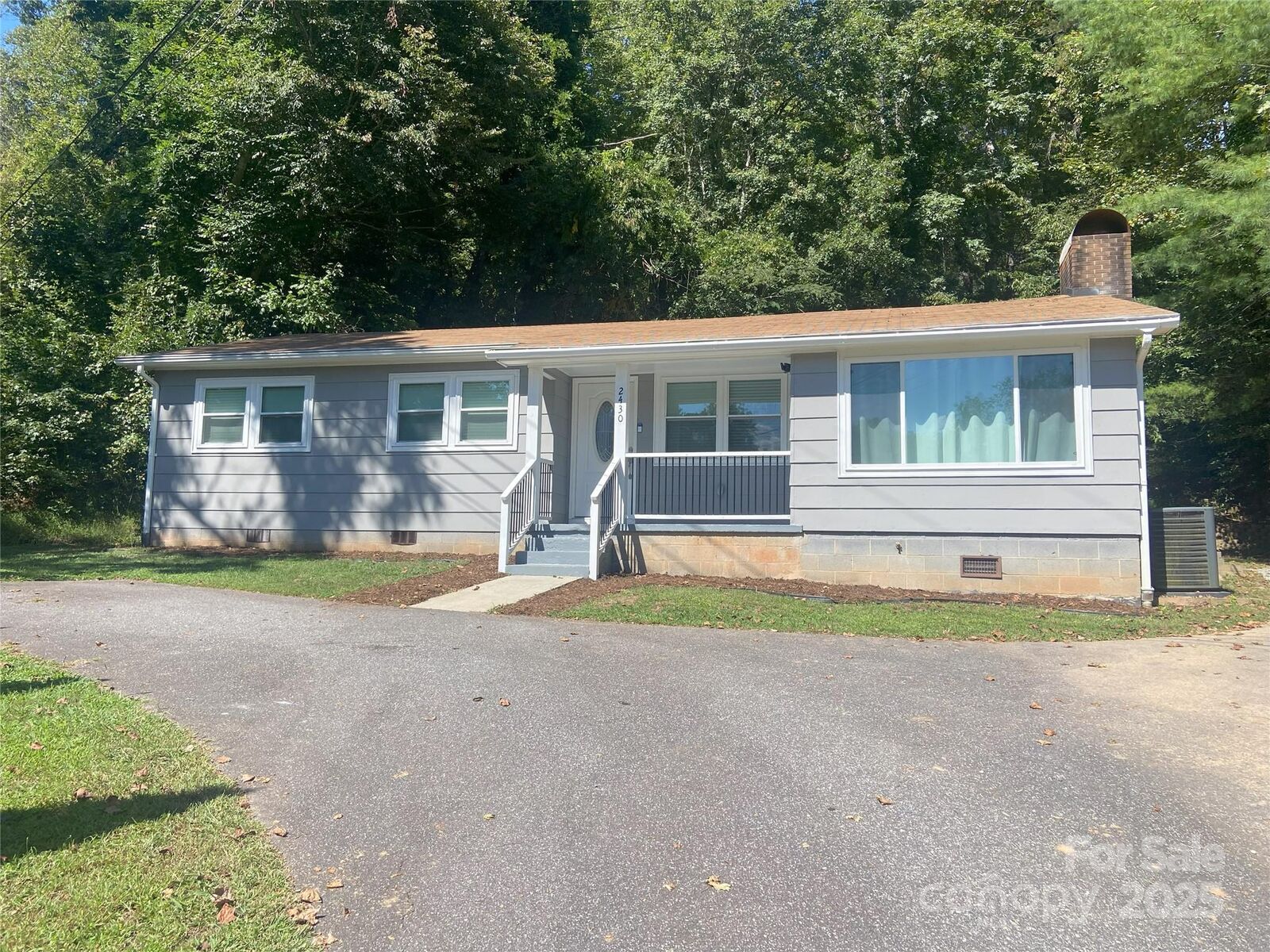 Property Photo:  2430 Bill Tuttle Road  NC 28645 
