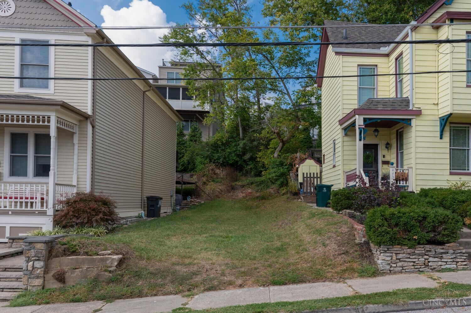 Property Photo:  473 Stanley Avenue  OH 45226 
