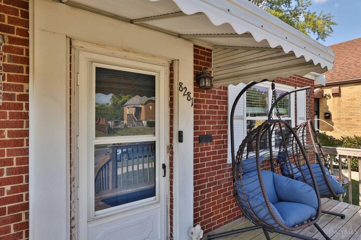 Property Photo:  8281 Royal Heights Drive  OH 45239 