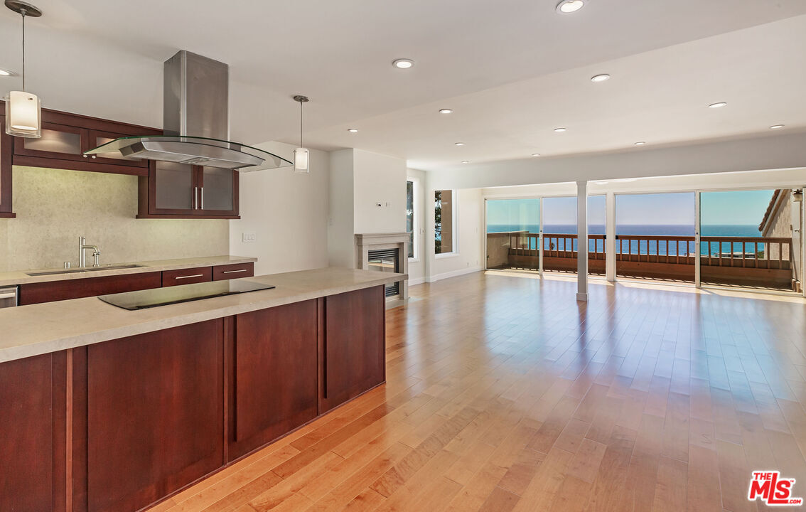 Property Photo:  23914 De Ville Way  CA 90265 