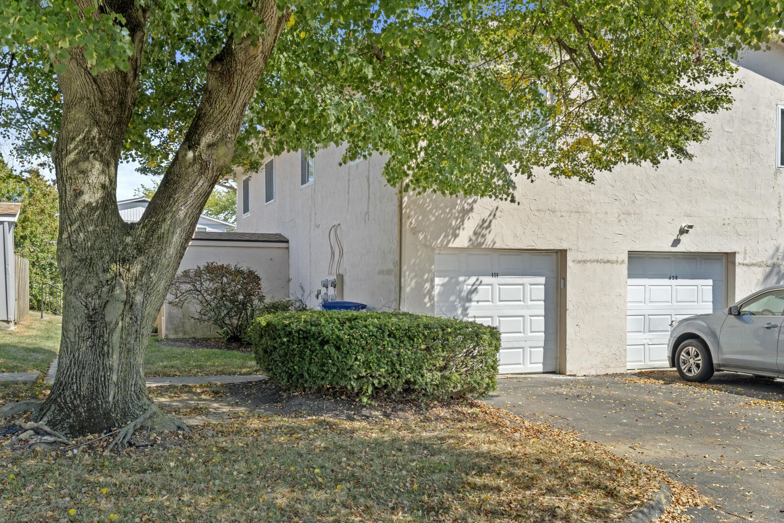 Property Photo:  656 Cherry Ridge Road  OH 43228 