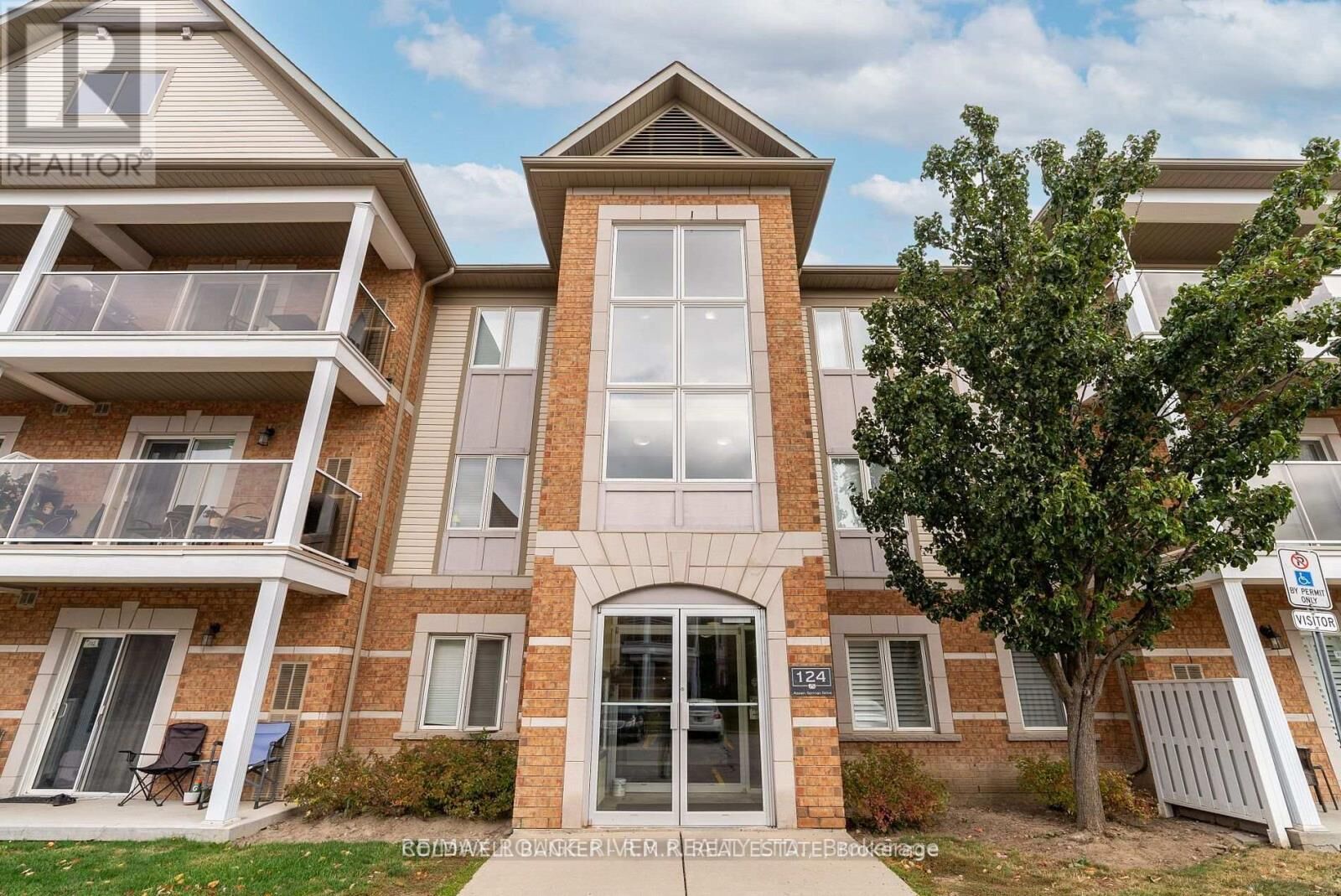 Property Photo:  124 Aspen Springs Drive 310  ON L1C 0G8 
