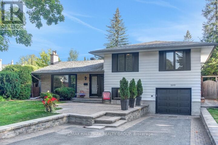Property Photo:  599 Duff Crescent  ON K1J 7C6 