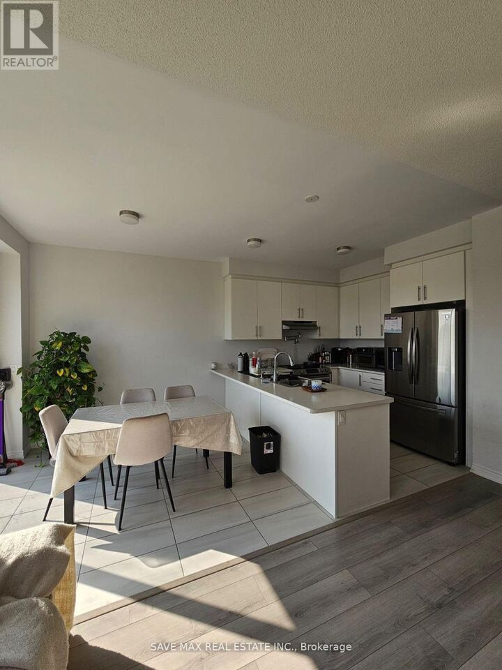 Property Photo:  1084 Lockie Drive  ON L1L 0R9 
