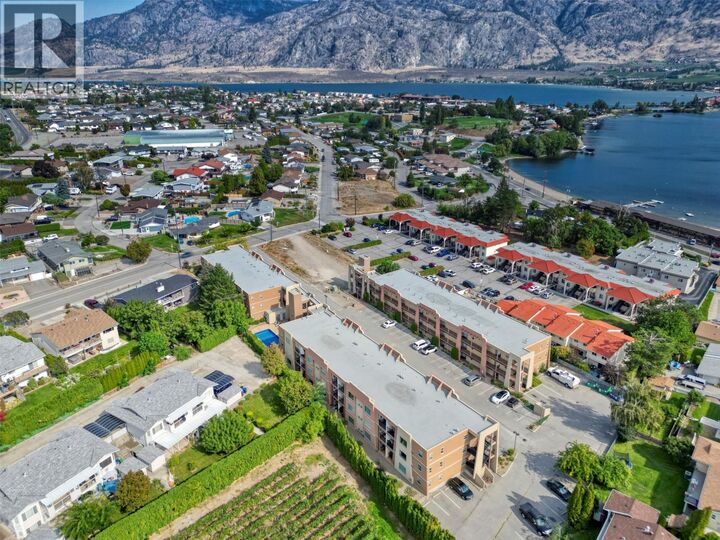 Property Photo: 9307 62nd Avenue 304 BC V0H 1V1