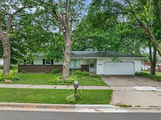Property Photo:  509 East Franklin Street  WI 54449