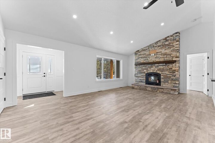 Property Photo:  311 55504 RR 13  AB T0E 1V0 