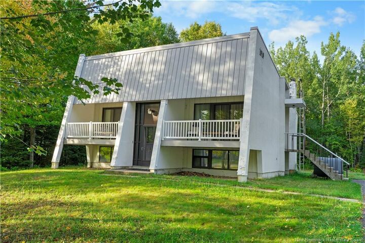 2470 Sunset Drive  Bathurst NB E2A 7K8 photo
