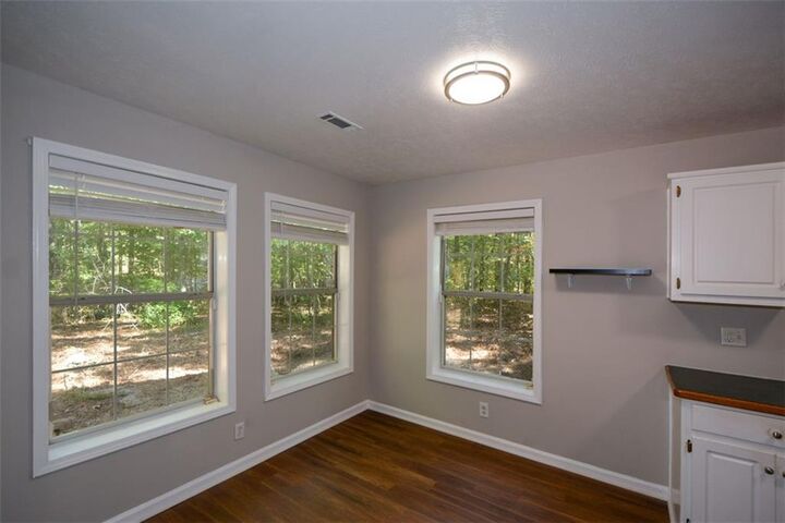 Property Photo:  3078 Essex Drive  GA 30180 