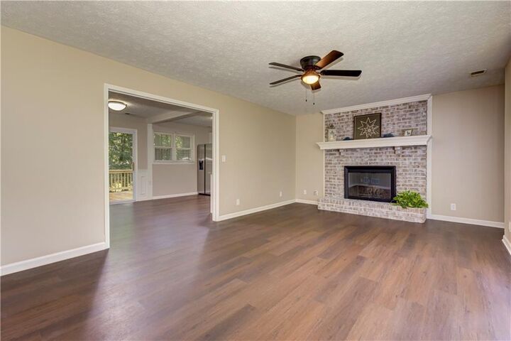 Property Photo:  2408 Red Fox Run NW  GA 30101 
