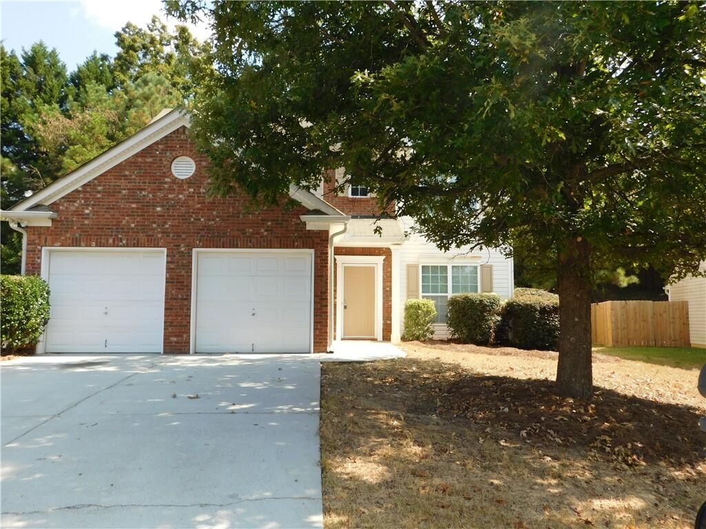 Property Photo: 2316 Tullamore Circle GA 30039
