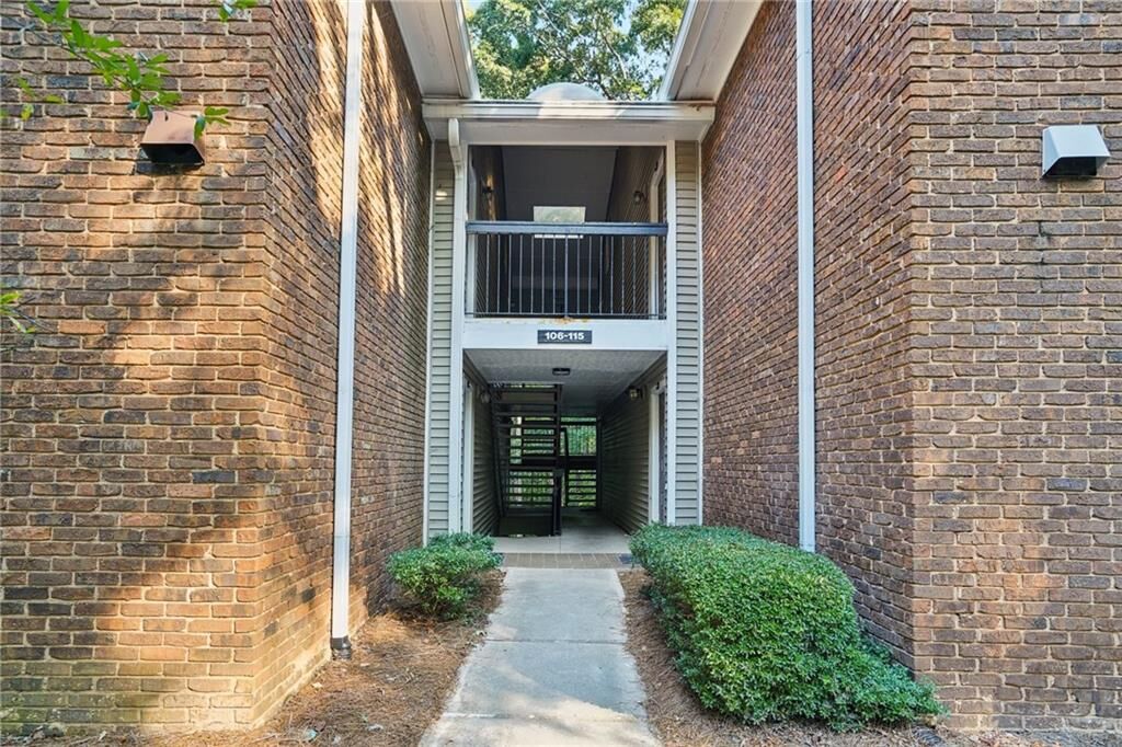 Property Photo:  112 Barrington Hills Drive  GA 30350 