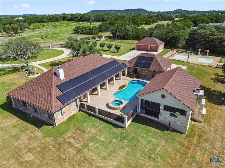 Property Photo:  180 Honeysuckle Drive  TX 76549