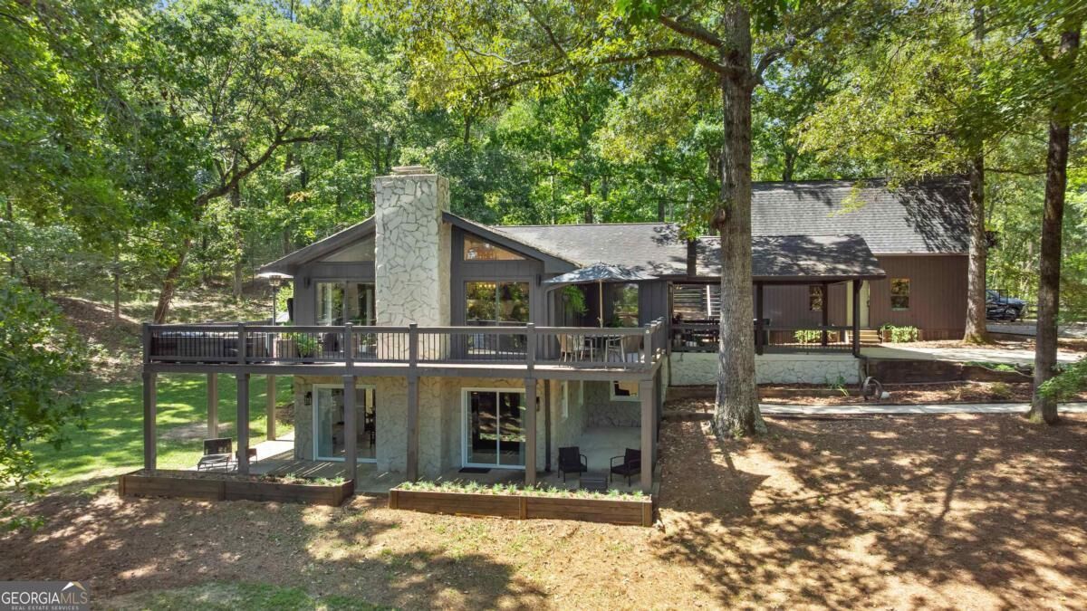 Property Photo:  105 Oak Hill Circle  GA 31024 